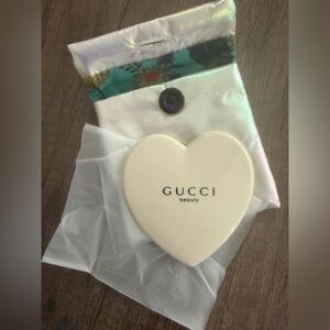Gucci Beauty Iridescent White Pouch